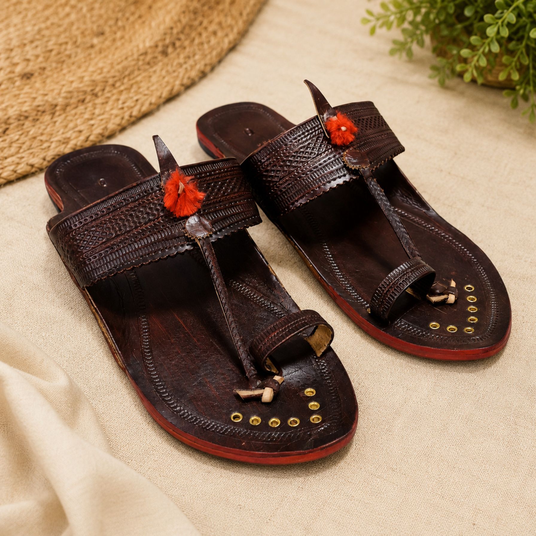 Kolhapuri Chappal